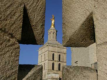 Notre Dame des Doms en Avignon  © VF