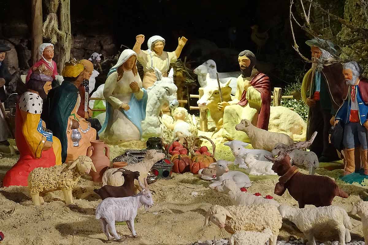 Crèche de Noël à Arles