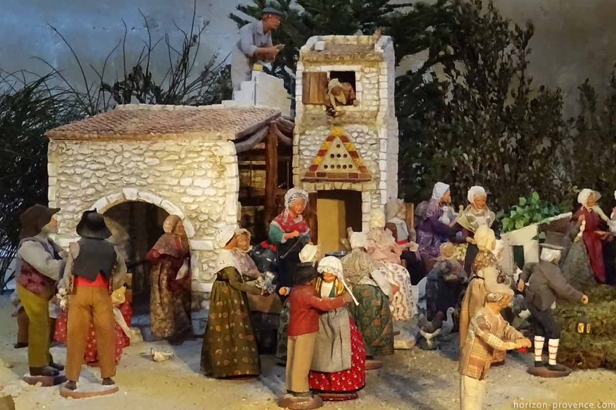 Crèche de Noël à Tarascon